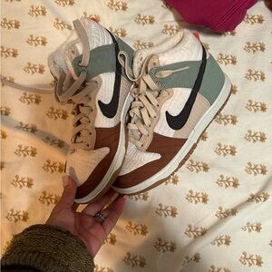 nike dunks brand new